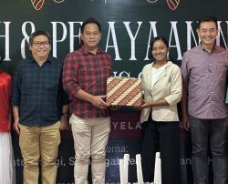 Perayaan Natal 2025 Bersama Keluarga Bes...