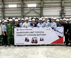 Handover 24 Unit Toyota Forklift Lithium...