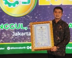 Traktor Nusantara Raih Penghargaan SMK3...